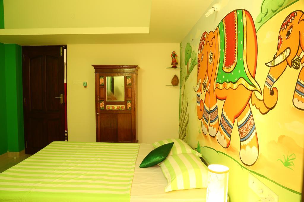 La Maison Radha Pondicherry Room photo